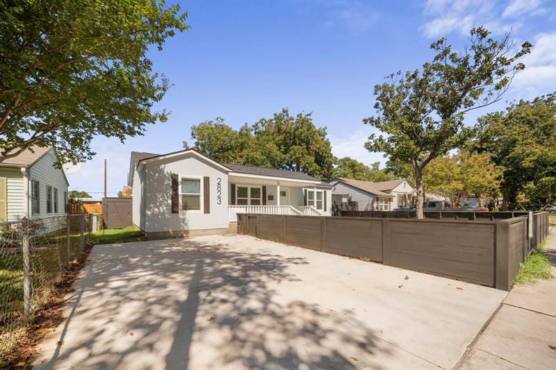 2823 Cherrywood Avenue, Dallas TX 75235 - Photo 25