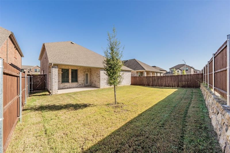 8164 Trudy Lane, Fort Worth TX 76120 - Photo 37