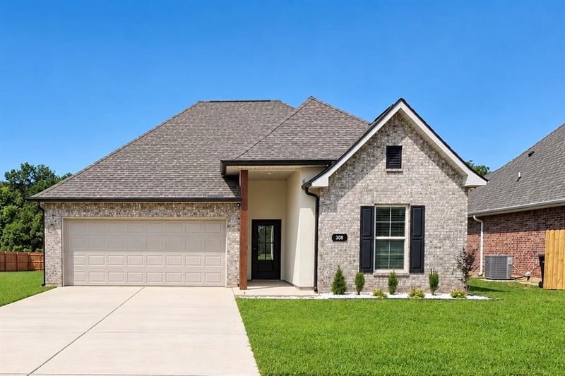 308 Hendry Drive, Bossier City LA 71111