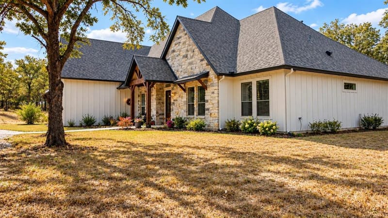 1098 Paradise Parkway, Poolville TX 76487 - Photo 2