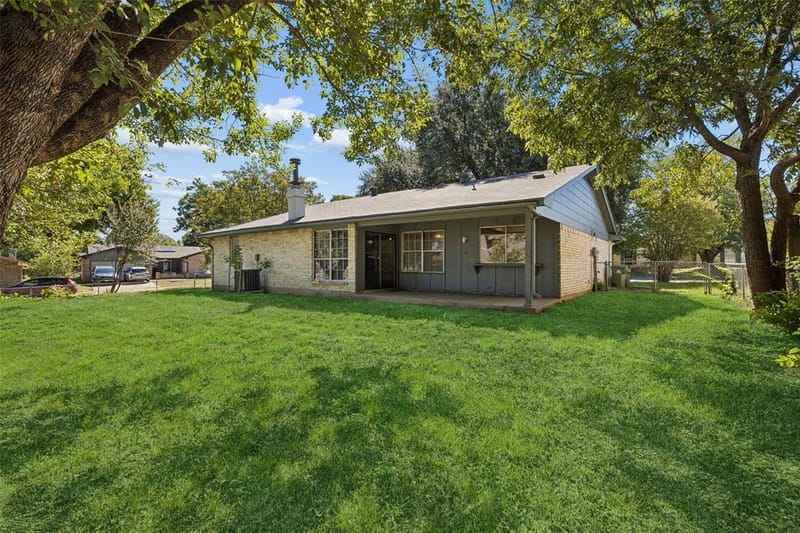 517 Sussex Drive, Arlington TX 76014 - Photo 26