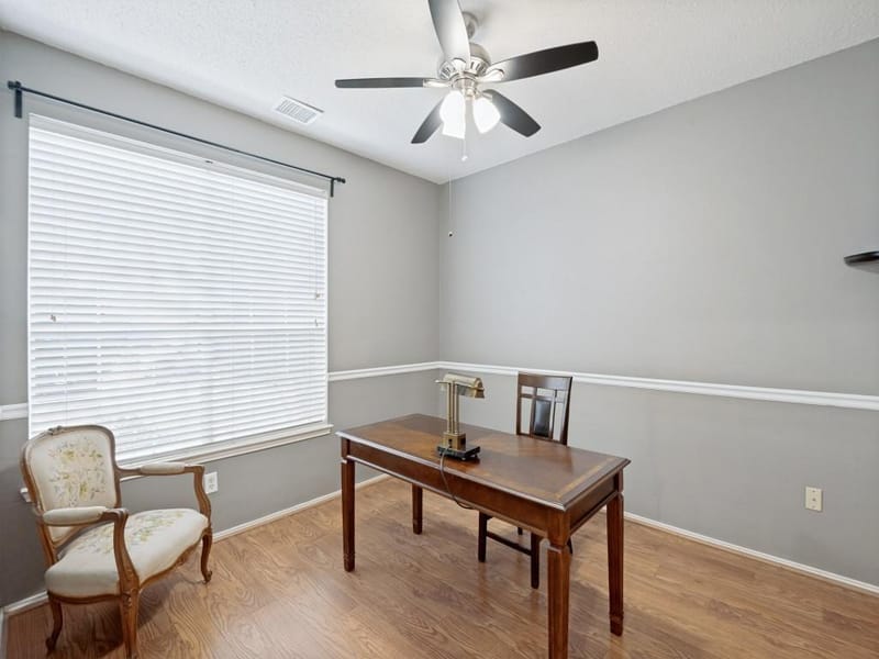 9610 Thorncliff Drive, Frisco TX 75035 - Photo 8
