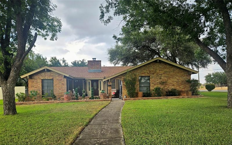 1 Dixie Court, Brownwood TX 76801