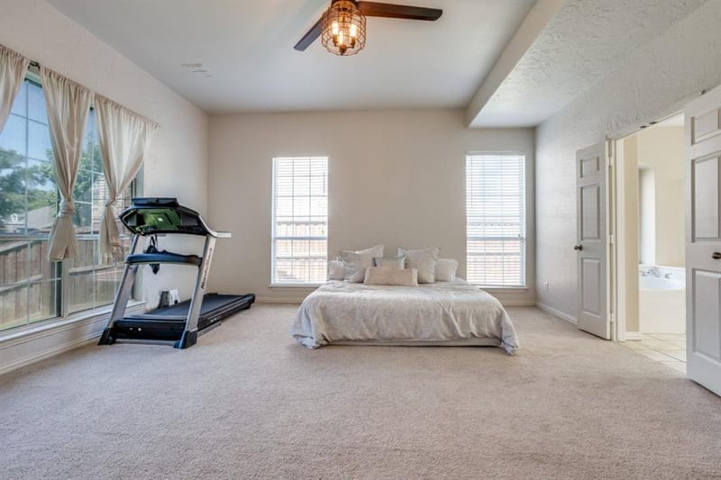 611 Creekwood Lane, Grand Prairie TX 75052 - Photo 13