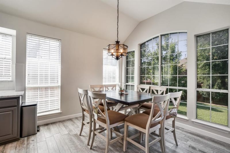 611 Creekwood Lane, Grand Prairie TX 75052 - Photo 11
