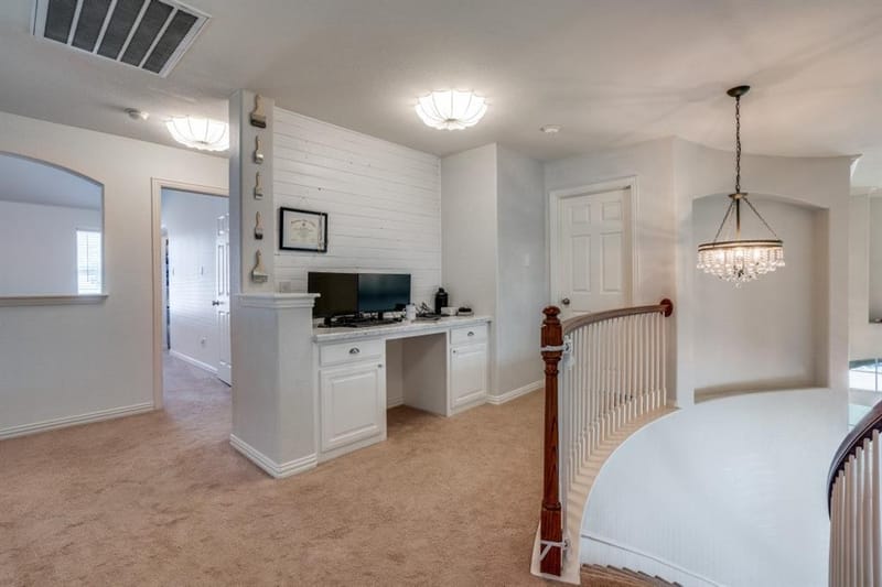 611 Creekwood Lane, Grand Prairie TX 75052 - Photo 19