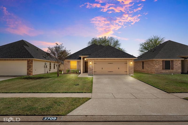 3709 Sabine Pass Drive, Bossier City LA 71111