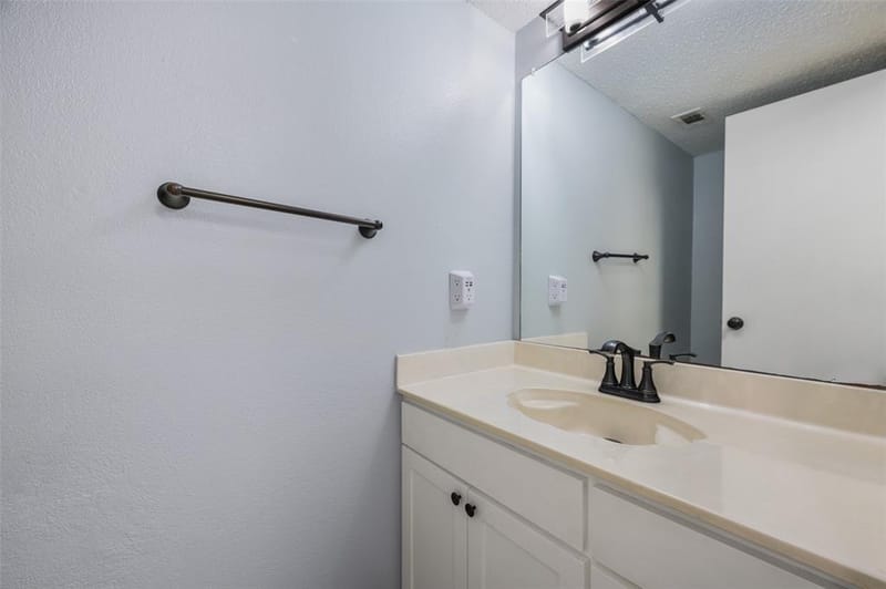 3510 Meadowview Drive, Corinth TX 76210 - Photo 34