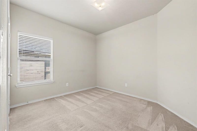 8738 Misty Bluff Court, Dallas TX 75249 - Photo 19