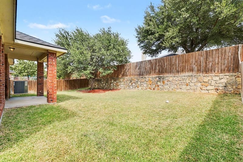 8738 Misty Bluff Court, Dallas TX 75249 - Photo 29