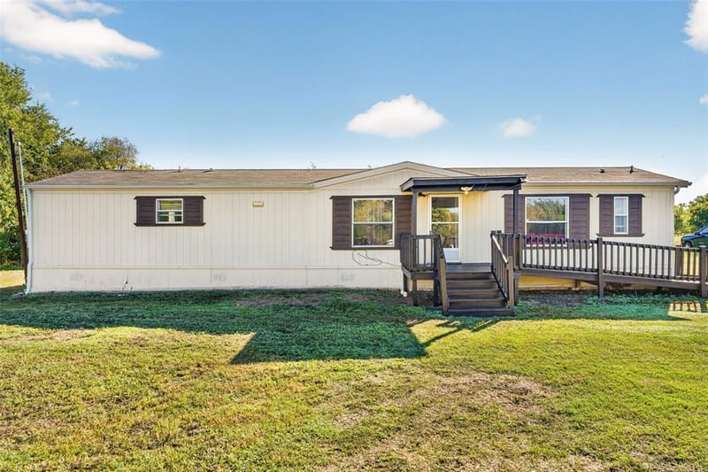 24 Spring Creek Circle, Grand Prairie TX 75054 - Photo 3