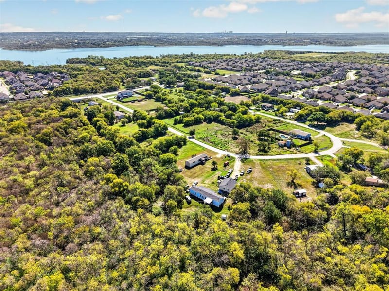 24 Spring Creek Circle, Grand Prairie TX 75054 - Photo 36