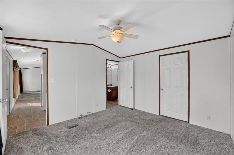 24 Spring Creek Circle, Grand Prairie TX 75054 - Photo 21