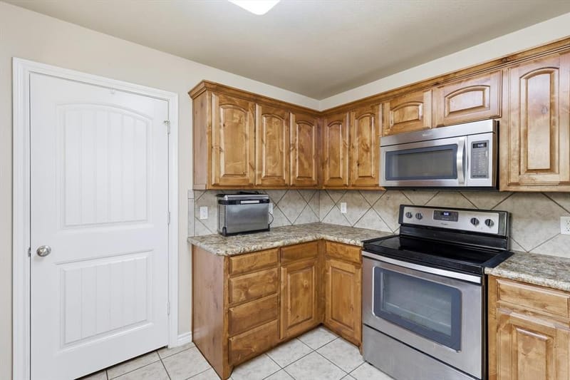 441 Buoy Drive, Crowley TX 76036 - Photo 17