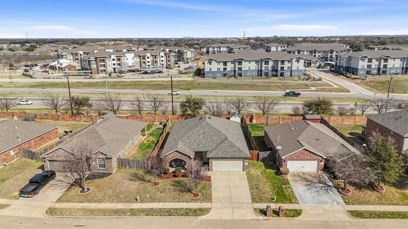 441 Buoy Drive, Crowley TX 76036 - Photo 32