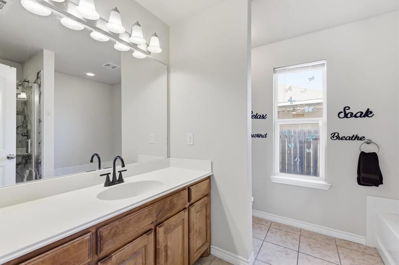 441 Buoy Drive, Crowley TX 76036 - Photo 18