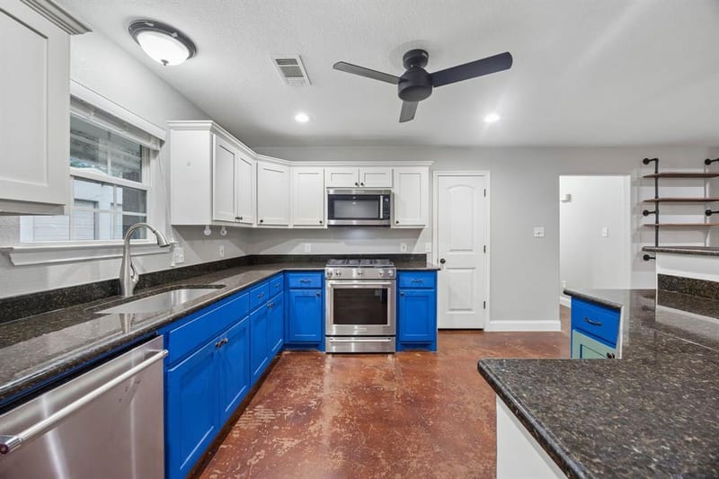 1382 Rogers Road, Newark TX 76071 - Photo 10