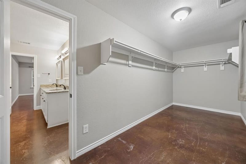 1382 Rogers Road, Newark TX 76071 - Photo 19