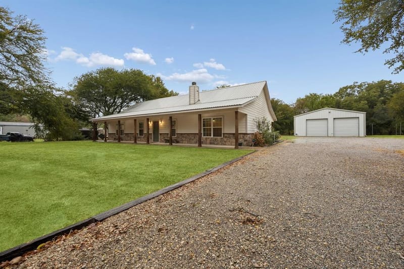 1382 Rogers Road, Newark TX 76071 - Photo 4