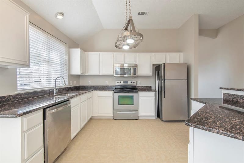 9701 Preston Vineyard Drive, Frisco TX 75035 - Photo 11