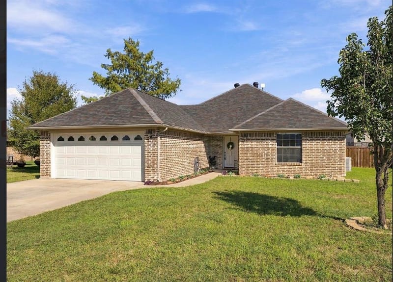 215 Ashley Street, Alvord TX 76225 - Photo 2