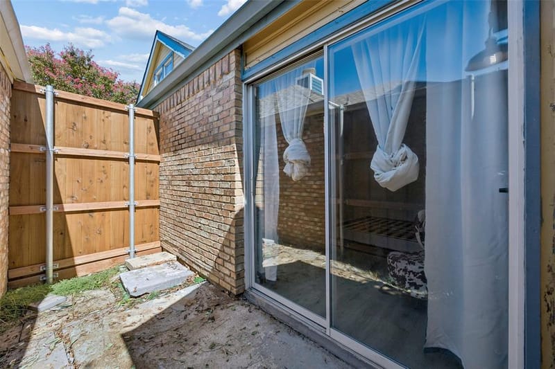 10919 Gable Circle, Dallas TX 75229 - Photo 27