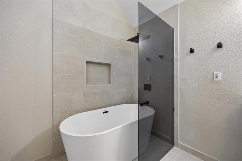 10919 Gable Circle, Dallas TX 75229 - Photo 25