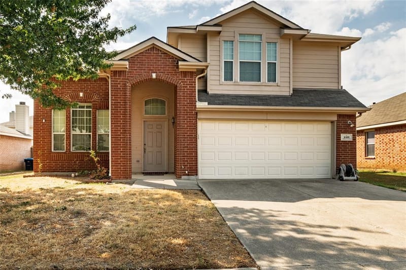 4413 Chaparral Creek Drive, Fort Worth TX 76123