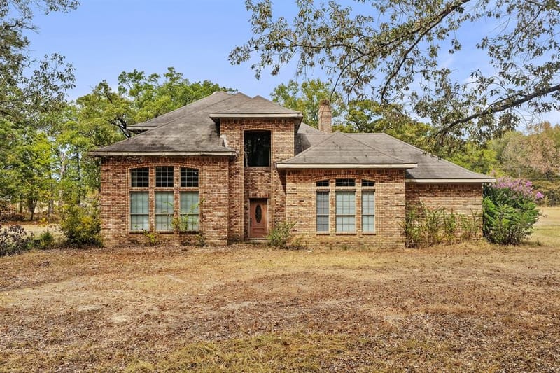 205 County Road 1485, Mount Pleasant TX 75455