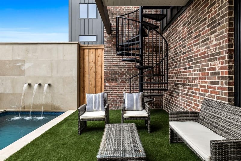 1852 Mecca Street, Dallas TX 75206 - Photo 23