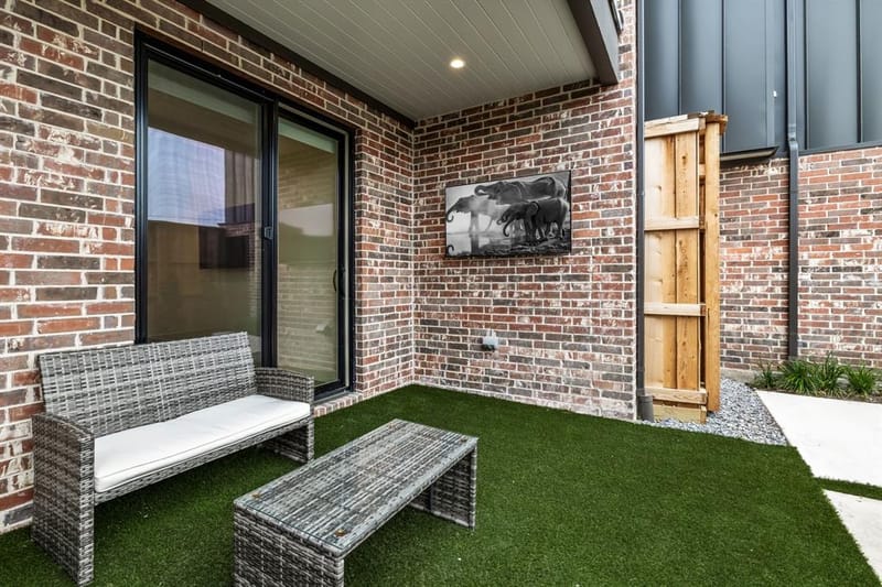 1852 Mecca Street, Dallas TX 75206 - Photo 24