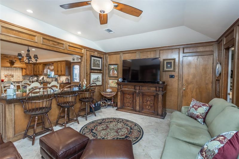 308 Wheeler Creek Court, Gainesville TX 76240 - Photo 17