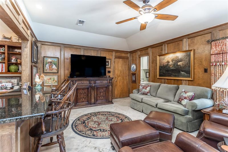 308 Wheeler Creek Court, Gainesville TX 76240 - Photo 16