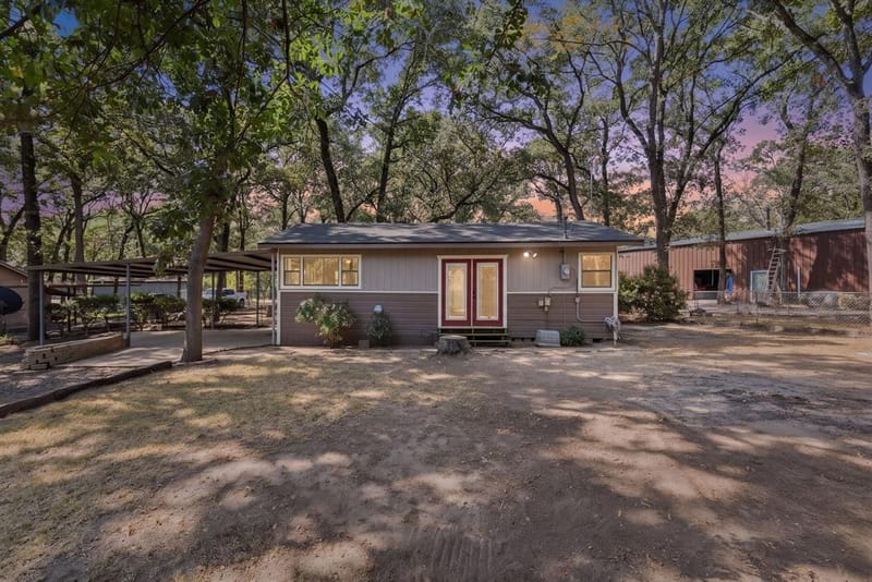 7160 County Road 3516, Quinlan TX 75474