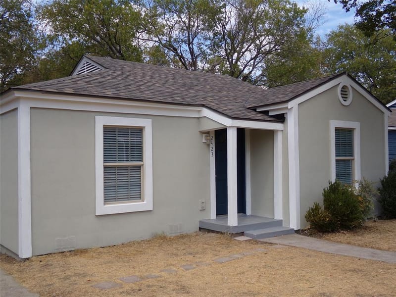 2423 Marfa Avenue, Dallas TX 75216 - Photo 2