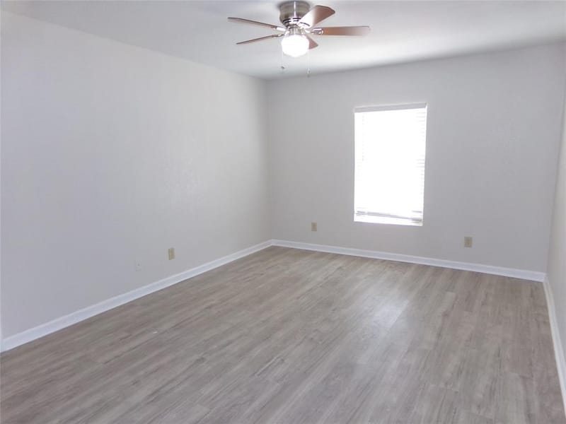 2423 Marfa Avenue, Dallas TX 75216 - Photo 9