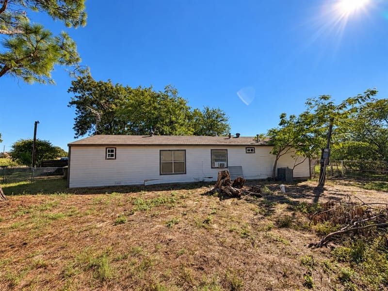 3048 Green Meadows Road, Granbury TX 76049 - Photo 14