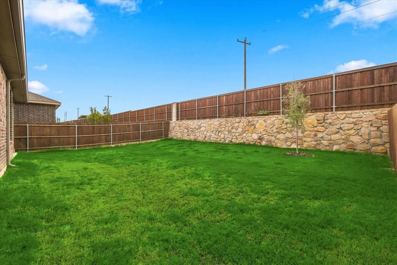 141 Medina Lane, Rhome TX 76078 - Photo 32