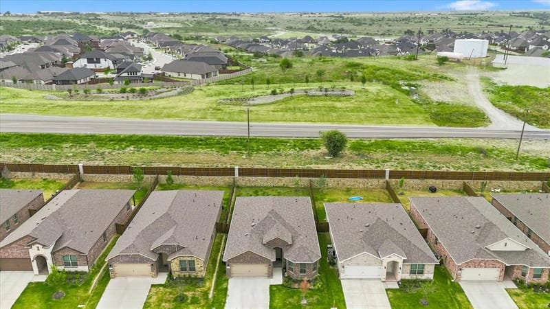 141 Medina Lane, Rhome TX 76078 - Photo 33