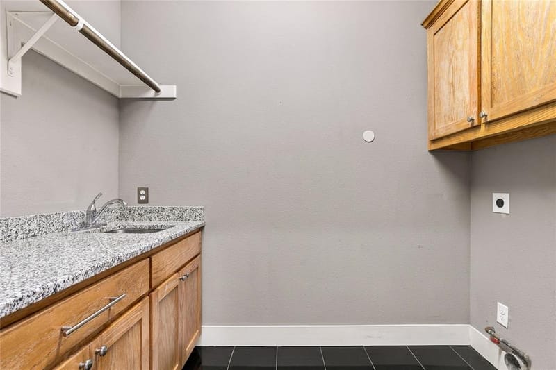 2223 Eriksson Lane, Dallas TX 75204 - Photo 15