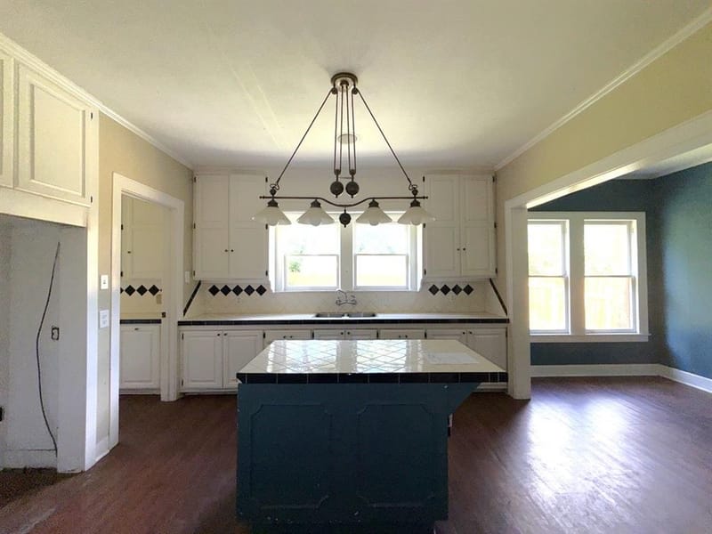216 S Prairieville Street, Athens TX 75751 - Photo 13