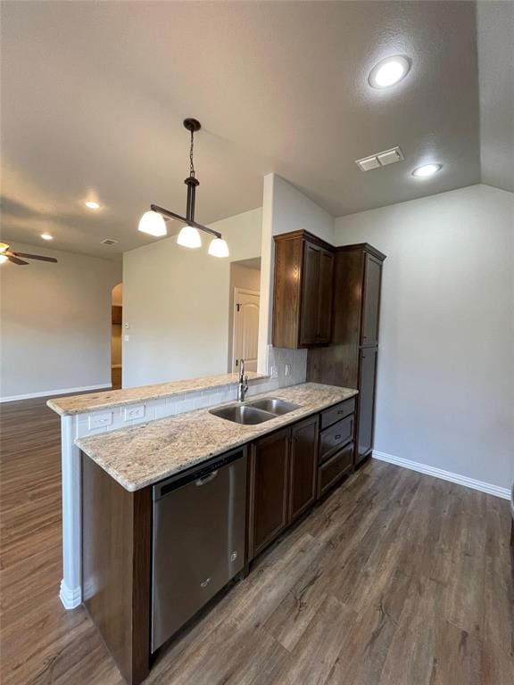 628 E Walcott Street, Pilot Point TX 76258 - Photo 6