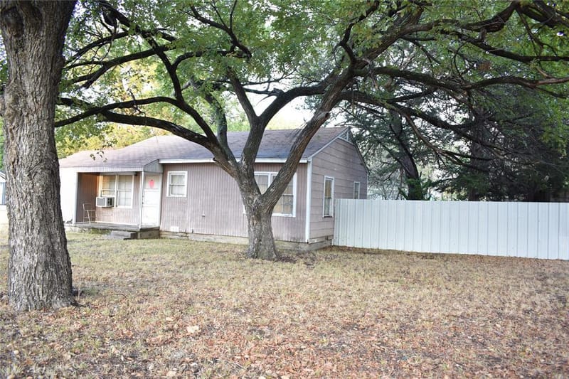 1802 Cottonwood Road, Carrollton TX 75006 - Photo 3