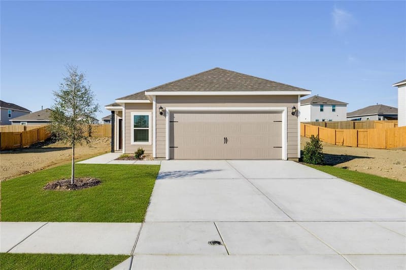 8404 White Wolf Trail, Ponder TX 76259