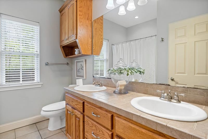 910 Holly Hill, Mount Pleasant TX 75455 - Photo 19