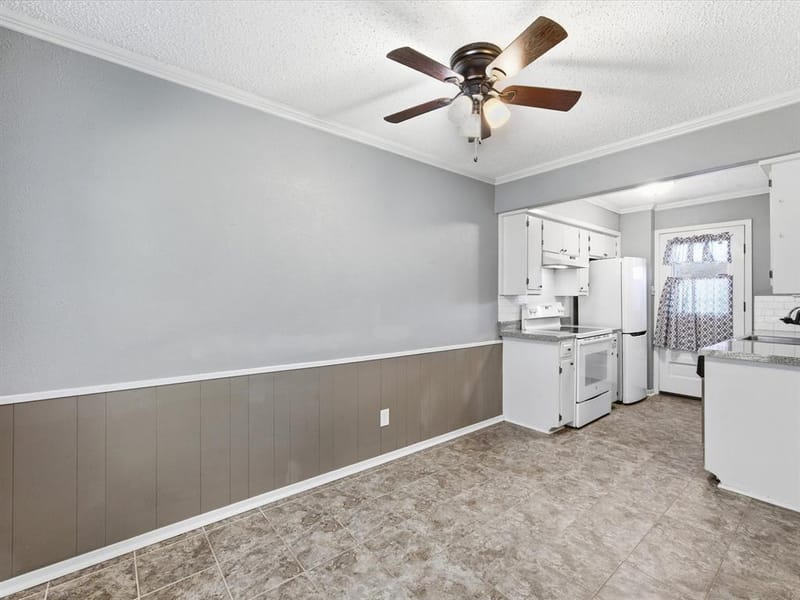 404 Hollyhill Lane # 404, Denton TX 76205 - Photo 6
