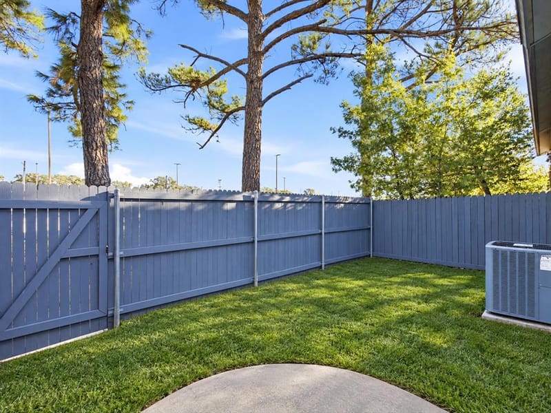 404 Hollyhill Lane # 404, Denton TX 76205 - Photo 24