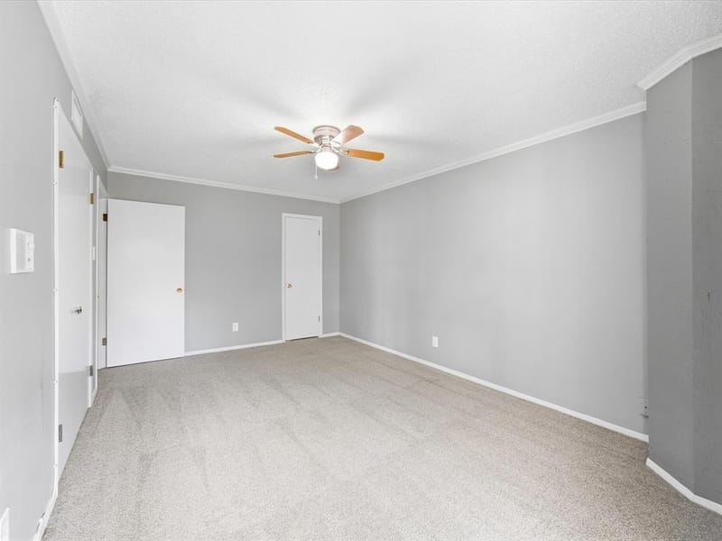 404 Hollyhill Lane # 404, Denton TX 76205 - Photo 19
