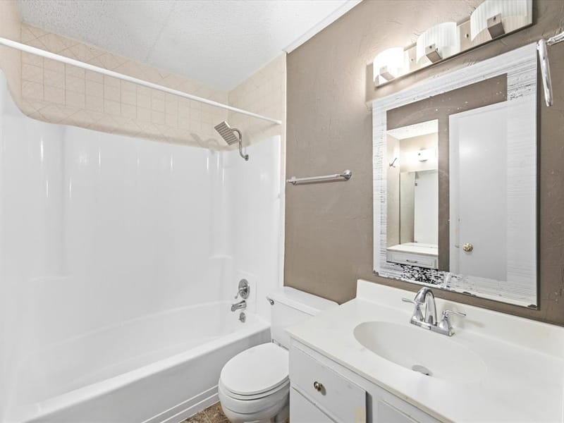 404 Hollyhill Lane # 404, Denton TX 76205 - Photo 21
