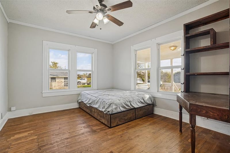 537 N 1st Street, Krum TX 76249 - Photo 12
